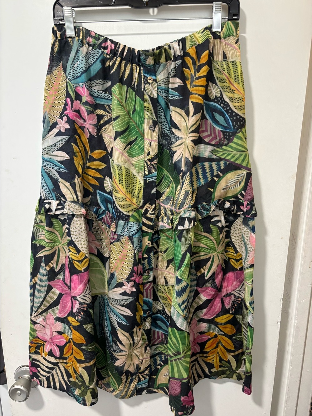 Johnny Was Workshop Jungle Print Floral Tiered Button Front Midi Skirt Size M
